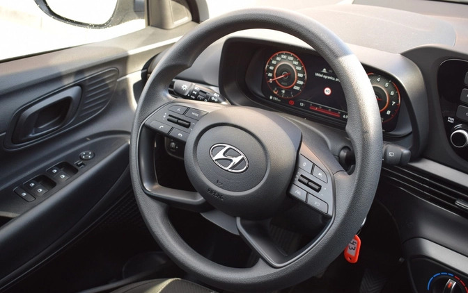Hyundai i20 cena 75900 przebieg: 7100, rok produkcji 2023 z Brwinów małe 407